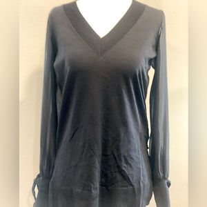 Chic Topshop V-neck sweater with cheer sleeves